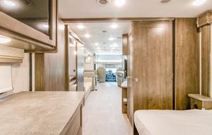 2025 COACHMEN MIRADA 35ES