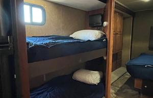 2014 Coachmen RV Leprechaun 320BH Chevy 4500