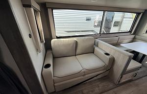 NEW 2026 Coachmen Catalina Legacy Edition 273DBH