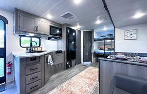 Campfire Cruisers Bunkhouse