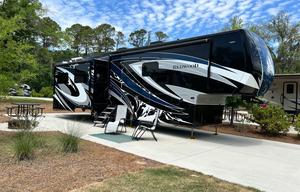 Redwood 5th wheel