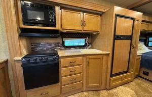 Mountain View Escape 2016 Thor ACE Coach +  Bikes
