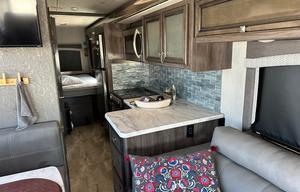 2021 Fleetwood RV Flair 29M RV rental photo 10