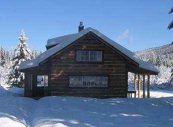 Upper Ford Ranger Station in winter