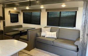 2021 Keystone RV Hideout 26BHWE ** DELIVERY ONLY**