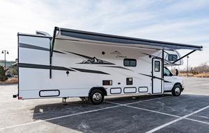 2022 EAST TO WEST Entrada 2900DS