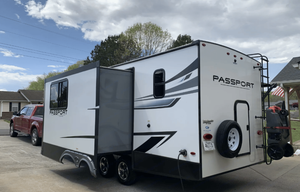 "Mountain Breeze" Keystone  Passport sleeps  6