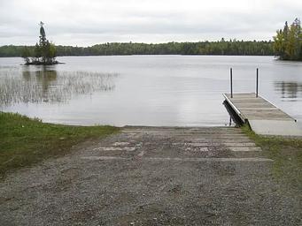 Picture of Birch Lake from boatlanding.