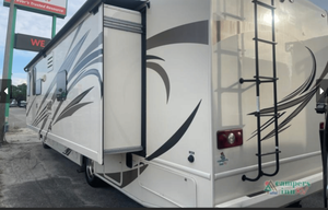 2018 THOR ACE 32.1, 2 FULL BATHS,KING,PET FRIENDLY