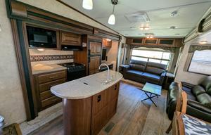 Keystone Cougar | Luxury Chef's Kitchen & 3 Slides