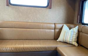 2016 Thor Motor Coach Axis 25.1