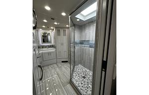 Presidential Luxury Coach