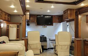 2012 Tiffin Motorhomes Zephyr 45 LZ Option B
