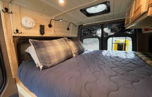 2022 Mercedes Sprinter 4x4 High Roof Free Miles