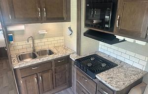 2019 Jayco Redhawk 31XL RV rental photo 8