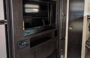 2018 Coachmen RV Spirit Ultra Lite 2963BH RV rental photo 7