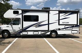 2021 BRAND NEW WINNEBAGO OUTLOOK