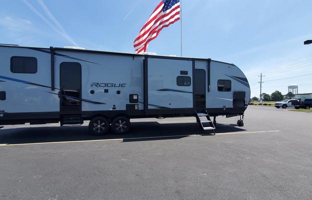 Campers Delight TOYHAULER