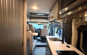 2023 Thor Motor Coach Dazzle 2AB