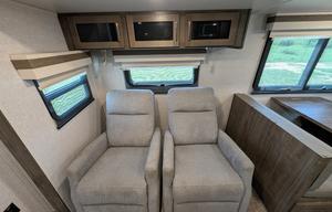 Rockwood Ultra Lite | Modern, Spacious and Cozy