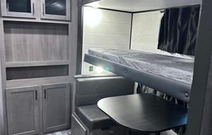 2024 Jay Flight 324BDS RV rental photo 13