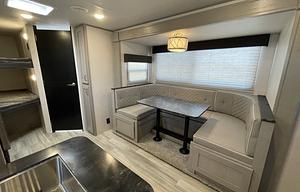 28' 2022 Tracer Bunkhouse - Sleeps 6 + 2 Children