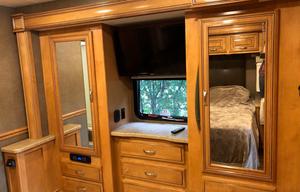 2017 Thor Motor Coach Challenger 37LX ("Molly")")