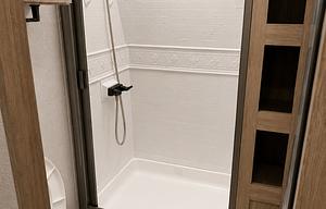 Meet "Ginger" Sleeps 6 Comfortably!