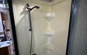 Turn-Key two bath sleeps 10 rear bunk room stoked