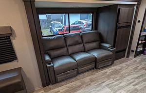 Clean & Comfy Travel Trailer for Rent Locally