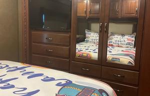 2016 Thor Motor Coach Chateau 31E Bunkhouse