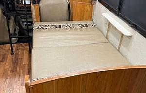 Group-Friendly Jayco Greyhawk Bunk Floorplan