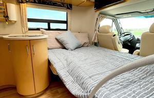 Vincent Van Go - Leisure Travel Van Serenity