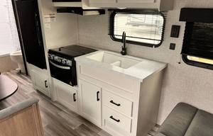 2024 Jay Flight SLX 264BH RV rental photo 14