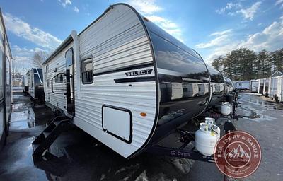 Family Adventure Bunkhouse Sleeps 8