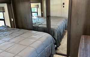 Brand New Glamping 5th Wheel- No Towing Necessary
