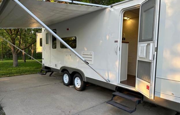 Clean, ready to camp!