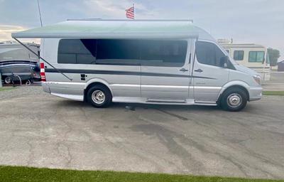 The Edna Express: Winnebago Era 170X w/AC & Shower