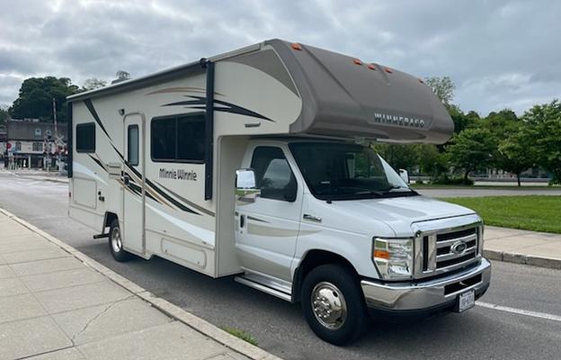 2016 Winnebago Minnie Winnie 25B