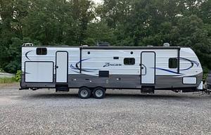 Renovated Bunkhouse Camper