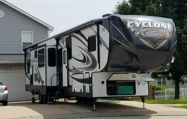 2014 Heartland Cyclone 4000