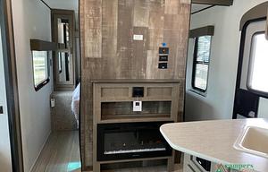 Brand New !!! 2021 Keystone Hideout