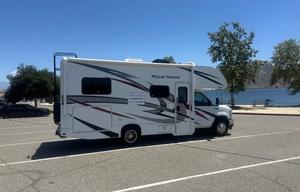 Beautiful 2024 Thor Four Winds 22e Motorhome