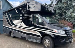 2020 Thor Motor Coach Delano Sprinter 24FB