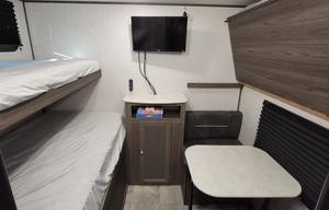 2 bedroom☆quad BUNKS☆
