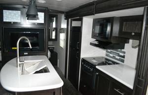2018 Heartland North Trail , great trailer for Glamping! See our reviews and reach out for more info.....