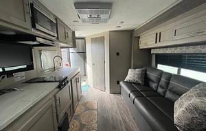 2022 Coachmen RV Catalina Summit Series 7 184FQS