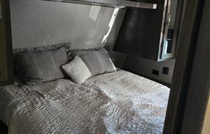 S and N 2020 jayco flight