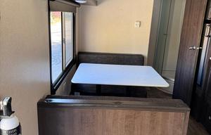 Clean & Spacious 2019 Travel Trailer - Sleeps 4–6
