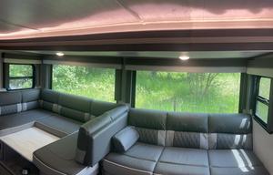 2023 Wildwood X-Lite 28VBXL RV rental photo 9